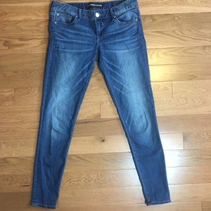Express Jeans Stella Low Rise Jegging